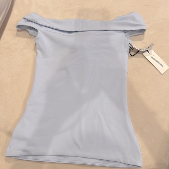 NWT Aritzia Contour Twist Off-Shoulder Top — Cruise Blue 2XS - Picture 4 of 4